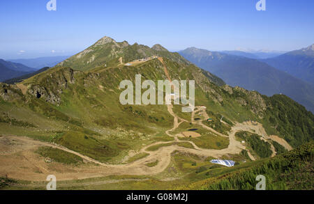 Troisième pic Aigbi dans les montagnes du Caucase. Krasnaya Polyana. Banque D'Images