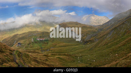 Panorama des Alpes : montagnes et rivières Banque D'Images