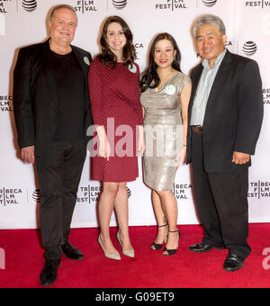 La ville de New York, USA - 14 Avril 2016 : Cast assiste à la première de - après le printemps - John à Zuccotti Theatre Banque D'Images