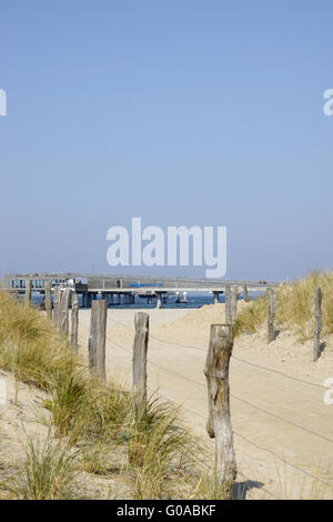 Chemin de la plage sur la mer Baltique dans Heiligenhafe Banque D'Images