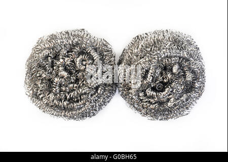 Acier inoxydable scourer sur fond blanc Banque D'Images