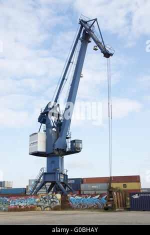 Crane dans le conteneur du port de Dortmund, Allemand Banque D'Images