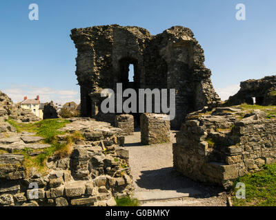 Ruines du donjon-porche intérieur Château d'Aberystwyth Ceredigion Mid Wales forteresse Edwardian classé Grade I 1637 Charles J'ai tourné en château Royal Mint Banque D'Images