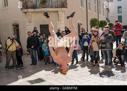 Re-enactment romain jeux en arène de Nîmes situé dans la ville de Nîmes. Banque D'Images