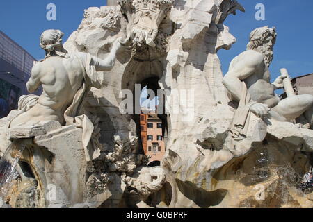 Les quatre cours d'eau Fontaine à rome Banque D'Images