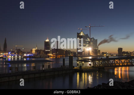 Le Elbphilharmonics chabor avec Hambourg, Allemagne Banque D'Images