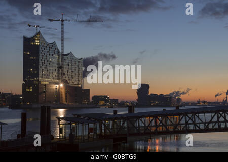 Le Elbphilharmonics chabor avec Hambourg, Allemagne Banque D'Images