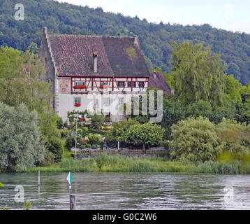 Maison à pans de bois sur le Rhin près de Hemmenhofen Banque D'Images
