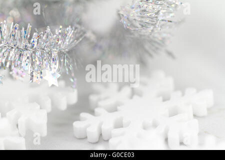 La photo en gros plan de décorations de Noël lumineuses Banque D'Images