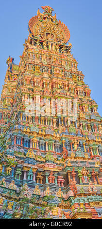 Colorful tour de Meenakshi Amman Temple en Inde Banque D'Images