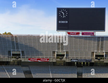 Au-dessus du vide tribunes sur St Olympique de Barcelone Banque D'Images