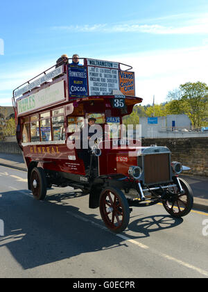 Redhill, Surrey. dimanche 1er mai 2016. La 55e société véhicule commercial historique de Londres à Brighton run a lieu à redhill, Surrey. Crédit photo : Lindsay le gendarme / alamy live news Banque D'Images