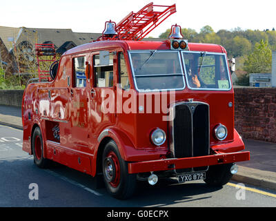 Redhill, Surrey. dimanche 1er mai 2016. La 55e société véhicule commercial historique de Londres à Brighton run a lieu à redhill, Surrey. Crédit photo : Lindsay le gendarme / alamy live news Banque D'Images