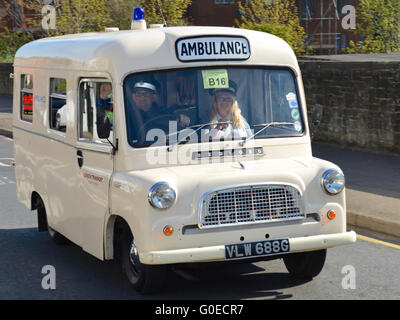 Redhill, Surrey. dimanche 1er mai 2016. La 55e société véhicule commercial historique de Londres à Brighton run a lieu à redhill, Surrey. Crédit photo : Lindsay le gendarme / alamy live news Banque D'Images