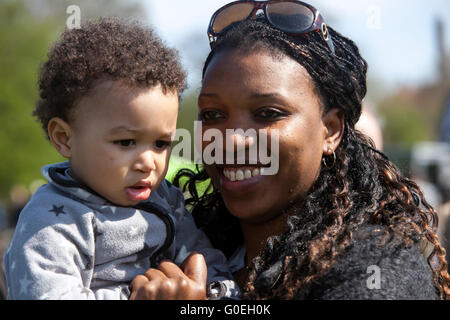 Copenhague, Danemark, le 1er mai 2016 : Les participants à la célébration de la Fête du travail dans la région de Faelledparken, Copenhague. Credit : OJPHOTOS/Alamy Live News Banque D'Images