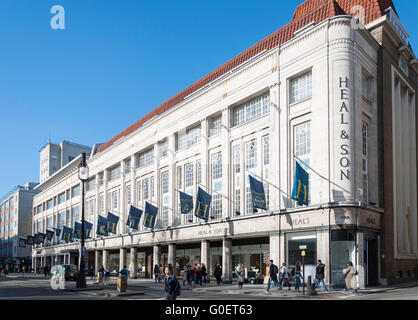 Heal's Department Store, Tottenham Court Road, Fitzrovia, London Borough of Camden, Londres, Angleterre, Royaume-Uni Banque D'Images