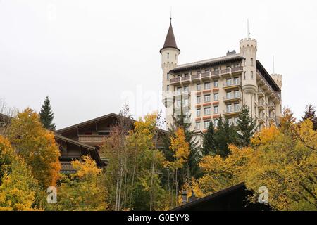 Scène d'automne dans la région de Gstaad, Alpes Suisses Banque D'Images