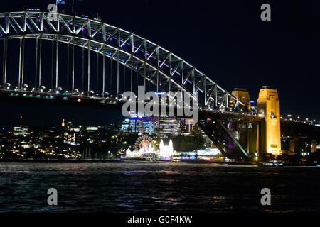 Sydney Harbour Bridge et Luna Park, le port de Sydney, Nouvelle Galles du Sud, Australie Banque D'Images