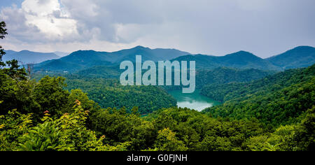 Beaux paysages de l'antenne sur le lac fontana dans Great Smoky Mountains Banque D'Images