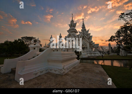 Le Temple blanc en Thaïlande Banque D'Images