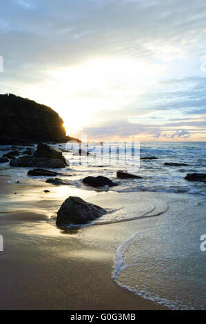 Turimetta Beach au lever du soleil, plages du nord de Sydney, Nouvelle Galles du Sud, Australie Banque D'Images