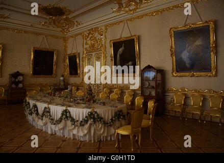 Salle à manger formelle blanc dans le palais de Catherine Banque D'Images