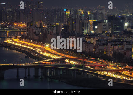 Nuit vue sur le fleuve Han Banque D'Images