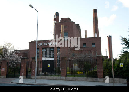 La maison d'alimentation Guinness sur Thomas Street, Dublin, construit pour fournir de la puissance à la brasserie Guinness Banque D'Images