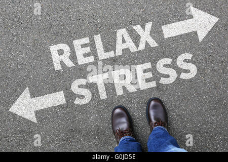 Le stress et vous détendre de la santé a souligné l'homme d'affaires d'affaires décontractée concept dans la création d'une pression Banque D'Images