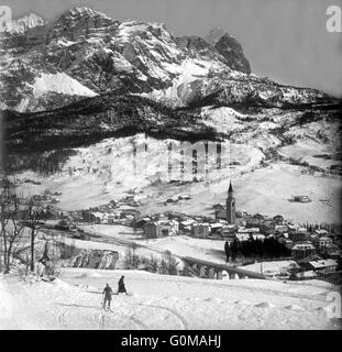 Cortina d'Ampezzo dans les Dolomites Italie 1924 1920 Banque D'Images