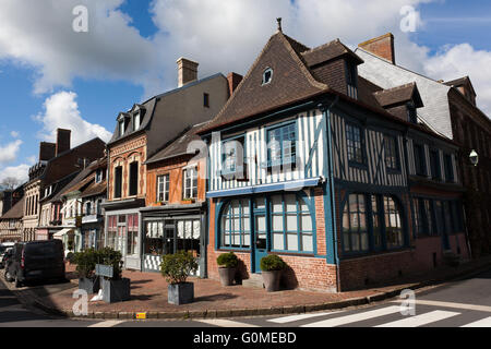 Le village de Beaumont-en-Auge dans le département de la Normandie, dans le nord-ouest de la France Banque D'Images