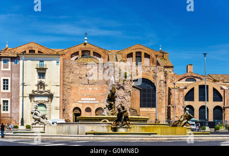 Fontana delle Naiadi et Santa Maria degli Angeli e dei Martiri Basilique Saint-Pierre de Rome Banque D'Images