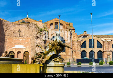 Fontana delle Naiadi et Santa Maria degli Angeli e dei Martiri Basilique Saint-Pierre de Rome Banque D'Images