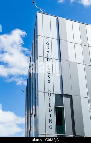 Portrait de la culture Ronald Ross Building à Liverpool qui fait partie de l'Université de Liverpool. Banque D'Images