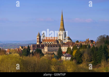 Autun en Frankreich die Kathedrale - la ville d'Autun en France, de la célèbre cathédrale Banque D'Images