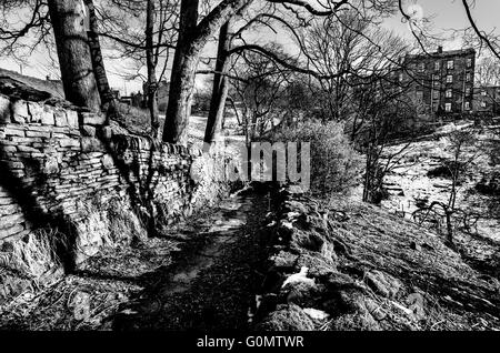 De l'image monochrome vieux bridleway à Pecket bien près de Hebden Bridge de Calderdale West Yorkshire Banque D'Images