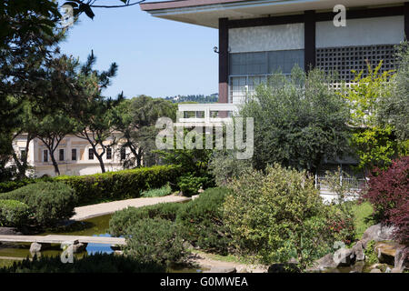 Vue sur le jardin japonais à l'Académie culturelle du Japon à Rome Banque D'Images