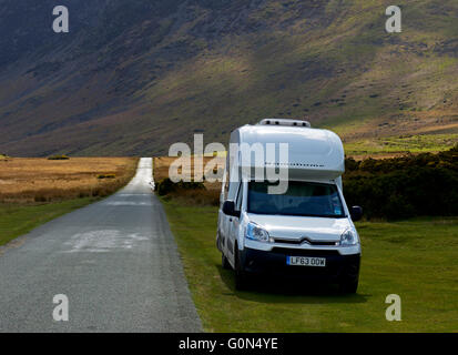 25 Romahome, petit camping-car, stationné sur Caldbeck commun, Cumbria, Angleterre, Royaume-Uni Banque D'Images