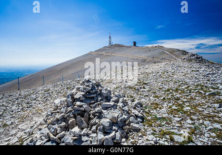 Le sommet du Mont Ventoux, de Bedoin, Vaucluse, France Banque D'Images