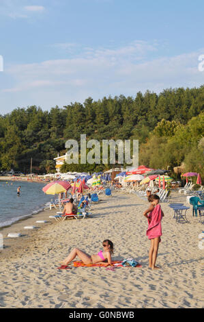 Plage de sable de Tsilivi, l'île de Thassos, Grèce Banque D'Images