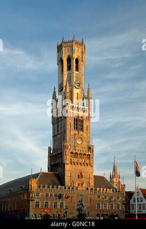 Bell Tower (Belfort), Place du marché, Bruges, Belgique Banque D'Images