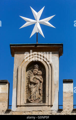 Église de la Vierge Marie sous la chaîne Prague République tchèque Banque D'Images