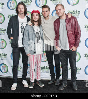 Philadelphia, PA, USA. 1er mai 2016. Groupe de rock indépendant islandais Kaleo posent à Radio 145,5 millions aujourd''s Block Party. Banque D'Images