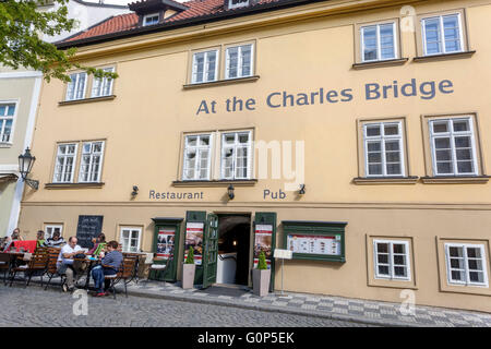 Pub Restaurant Au Pont Charles, Ile Kampa, Petite Ville, Prague, République Tchèque Banque D'Images