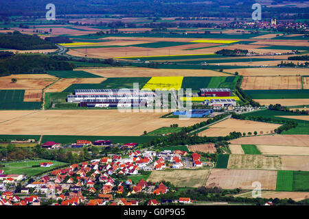 Vue panoramique de high point à la vallée, Dambach-la-ville, Alsace, France Banque D'Images