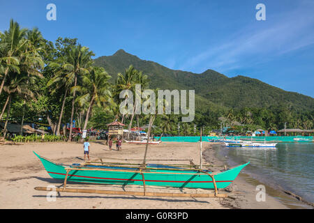 Puerto Princesa Palawan Philippines Bateaux Sabang de prendre les visiteurs à la rivière souterraine Banque D'Images