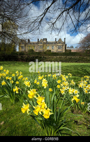 L'hôtel Macdonald Gisborough Hall, au printemps, Guisborough, Cleveland Banque D'Images