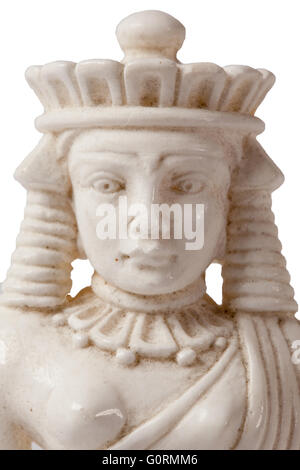 Conseil d'échecs découpe d'albâtre sur fond blanc Banque D'Images