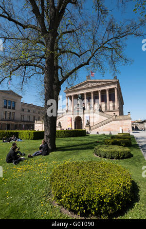 Voir d'Alte Nationalgalerie musée sur Museumsinsel (île des Musées) à Berlin Allemagne Banque D'Images