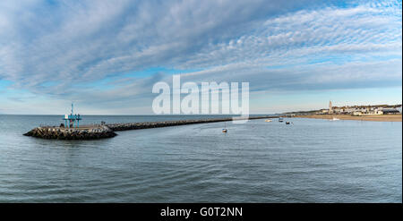 Neptune's Arm, une digue protégeant le port de Herne Bay, Kent, UK. Banque D'Images